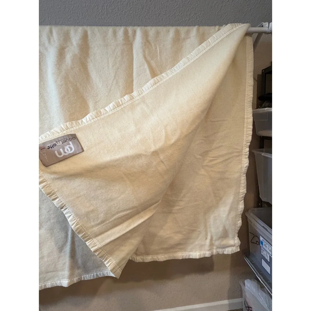 Poyet Motte France Pure New Wool Queen Blanket Cream Satin Trim 94x90 Bedding